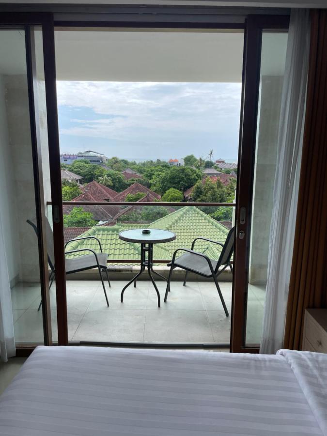 Stylish 2 Bedroom Penthouse Apt, Newly Refreshed, 50 Mbps, Pool, Gym, Resto Kuta Lombok Eksteriør bilde