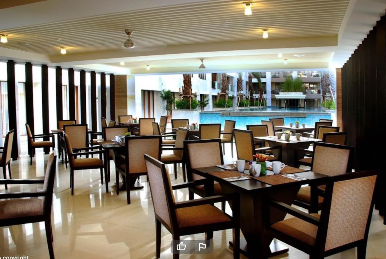 Stylish 2 Bedroom Penthouse Apt, Newly Refreshed, 50 Mbps, Pool, Gym, Resto Kuta Lombok Eksteriør bilde